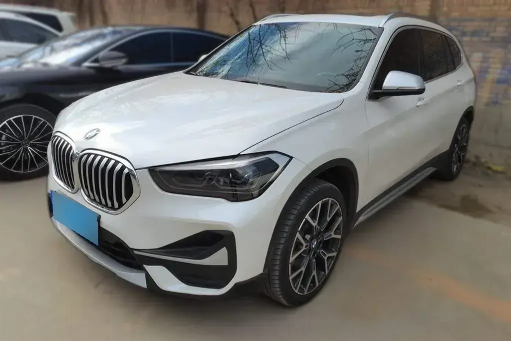 2021 BMW X1 2.0T 192HP L4 8AT