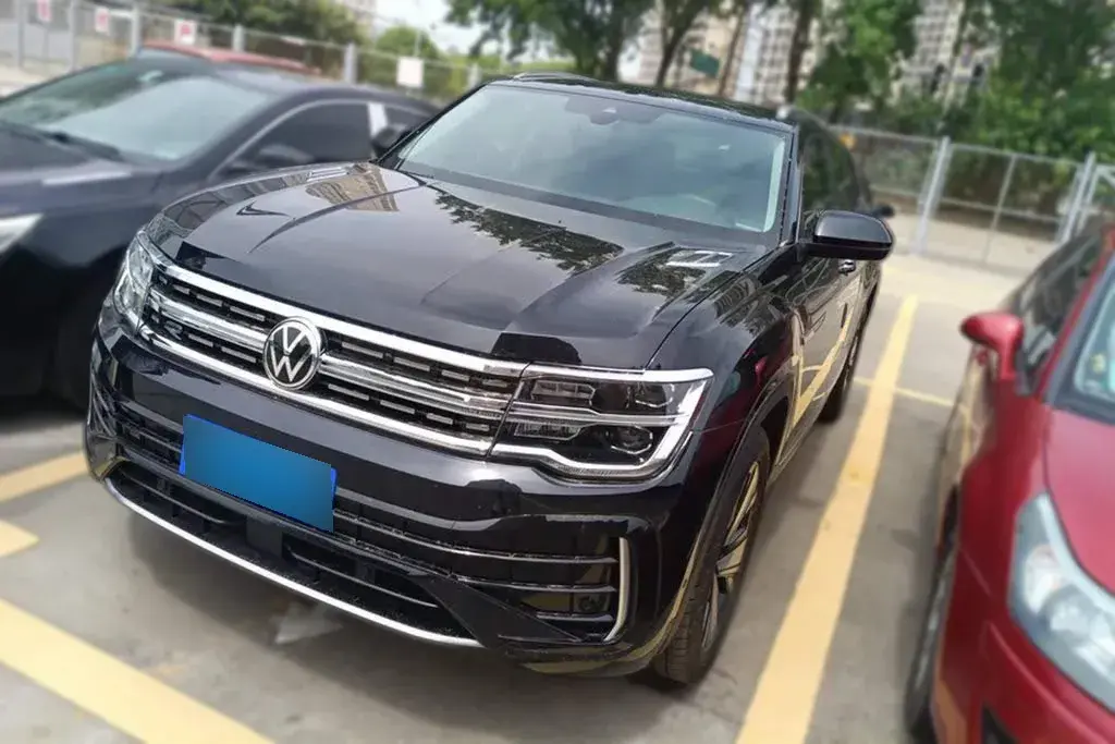 2023 Volkswagen Teramont 2.0T 220HP L4 7DCT