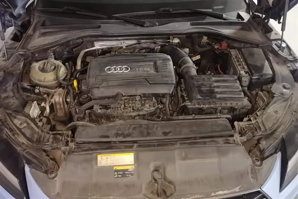 2015 Audi TT 2.0T 230HP L4 6DCT,autocango,china used car exporter,china ev exporter,chinese used car exporter,chinese used ev exporter