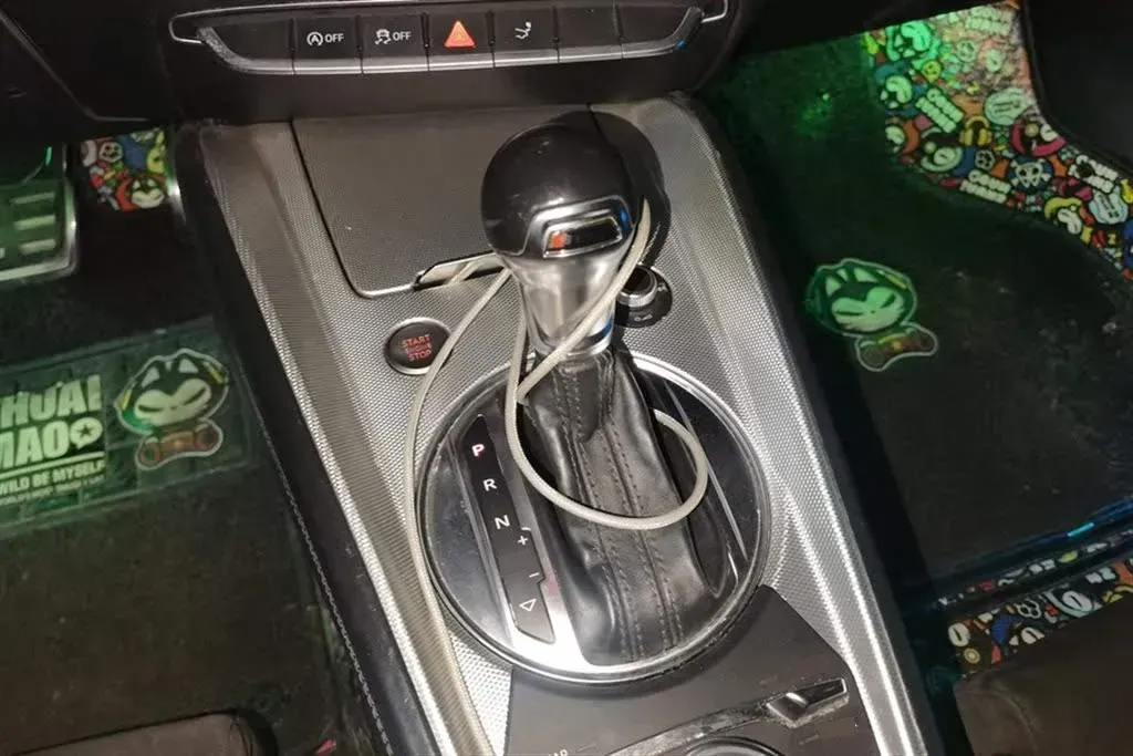 2015 Audi TT 2.0T 230HP L4 6DCT,autocango,china used car exporter,china ev exporter,chinese used car exporter,chinese used ev exporter