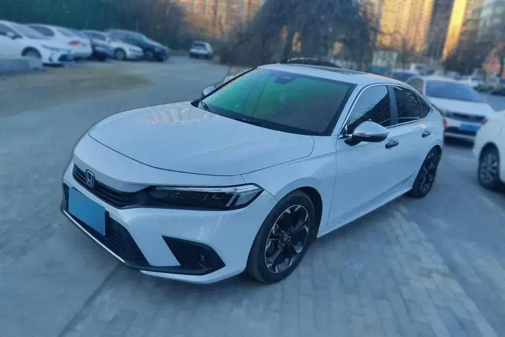 2023 Honda Civic 2.0L 143HP L4 E-CVT Hybrid