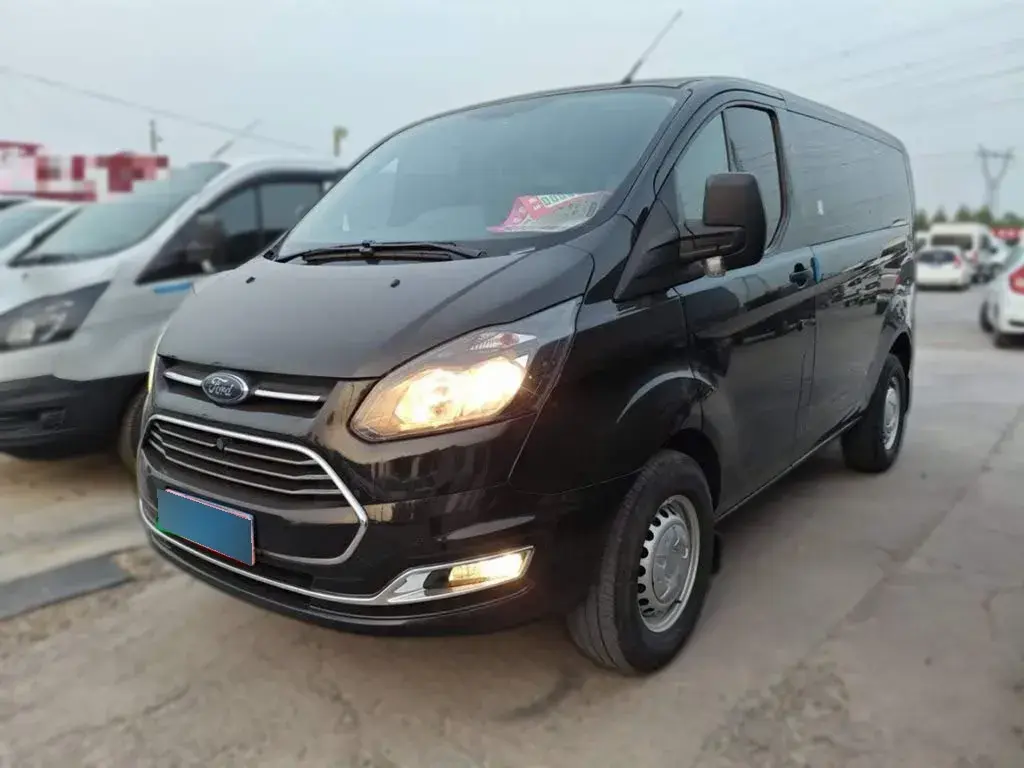 2019 Ford Transit 2.0T 121HP L4 5MT