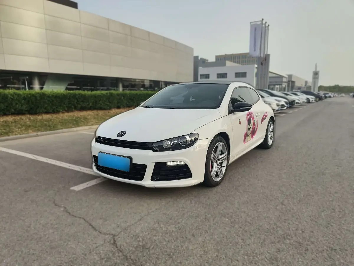 2011 Volkswagen Scirocco 2.0T 256HP L4 6DCT