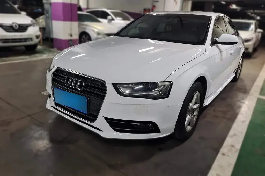 2013 Audi A4L 2.0T 180HP L4 CVT