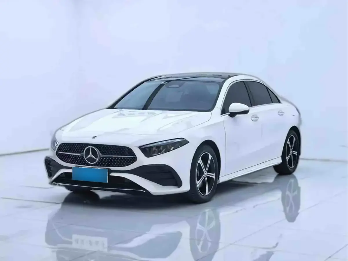 2023 Mercedes-Benz A Class 1.3T 163HP L4 7DCT