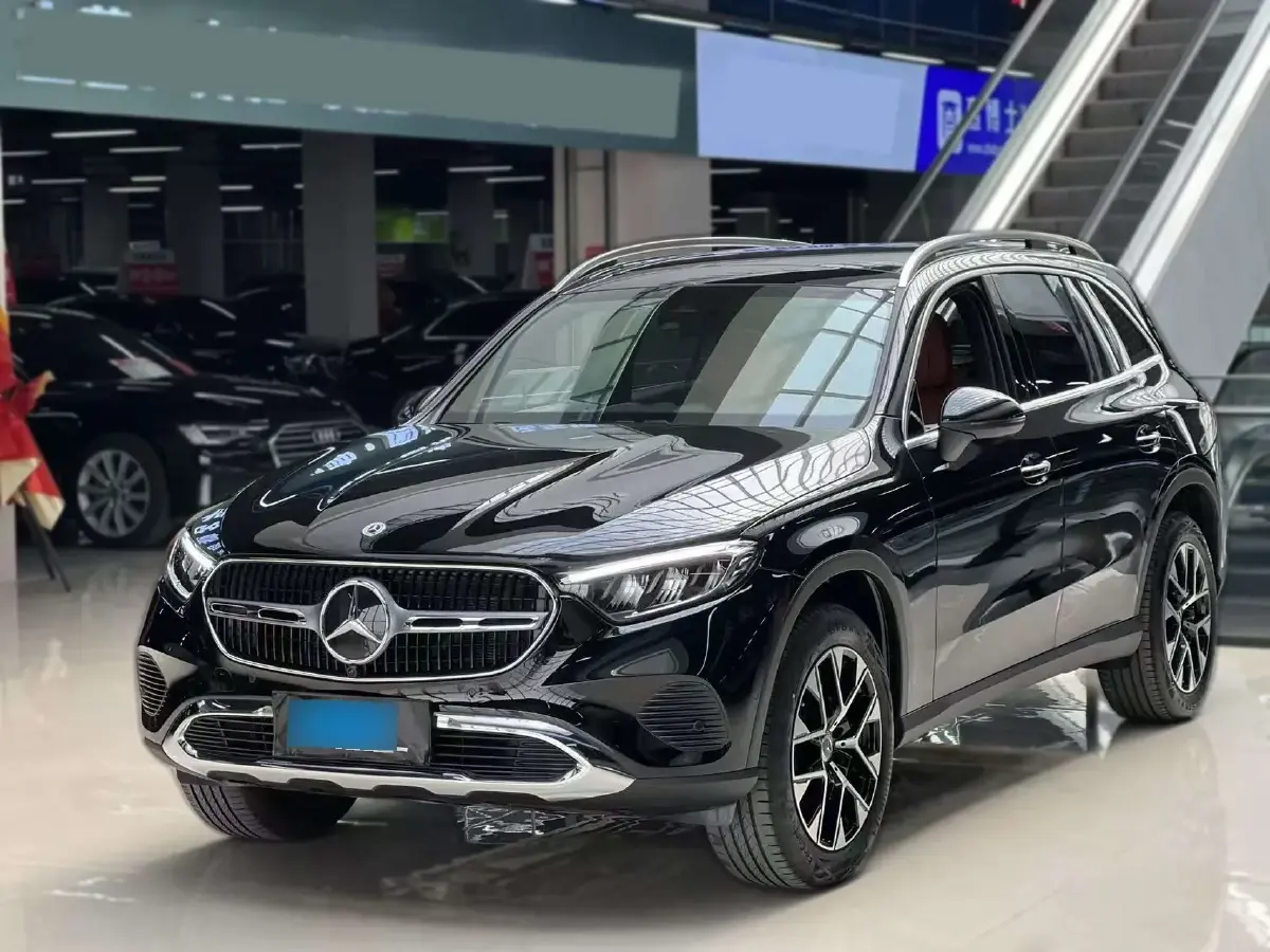 2025 Mercedes-Benz GLC Class 2.0T 204HP L4 9AT