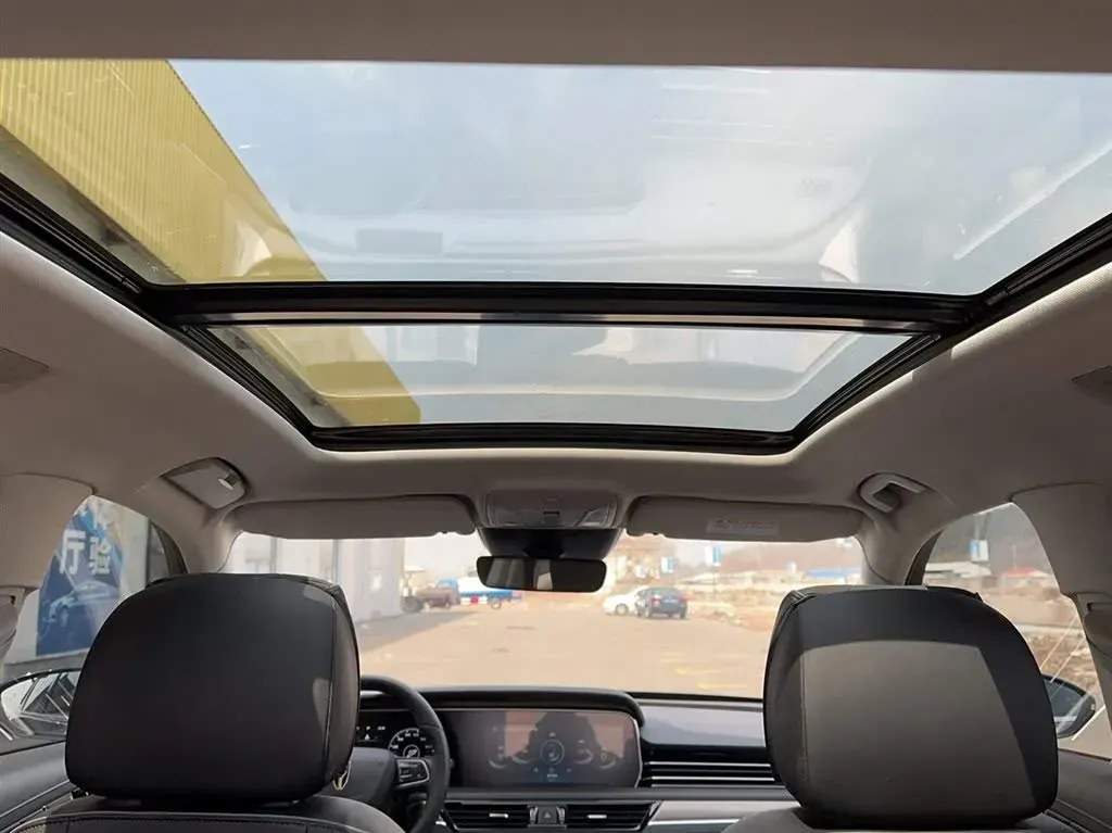 2022 HongQi HS5 2.0T 224HP L4 6AT,autocango,china used car exporter,china ev exporter,chinese used car exporter,chinese used ev exporter