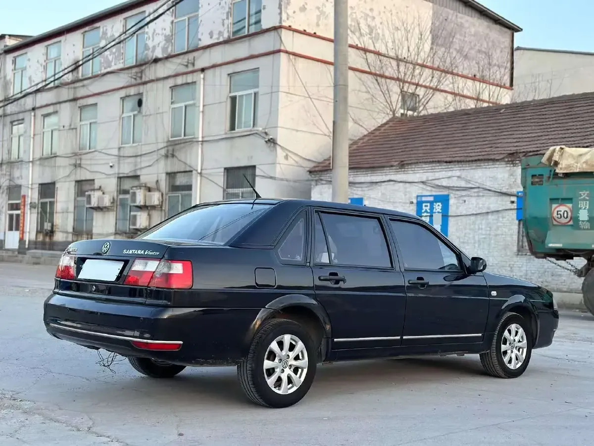 2004 Volkswagen Santana Vista 1.8L 101HP L4 5MT,autocango,china used car exporter,china ev exporter,chinese used car exporter,chinese used ev exporter