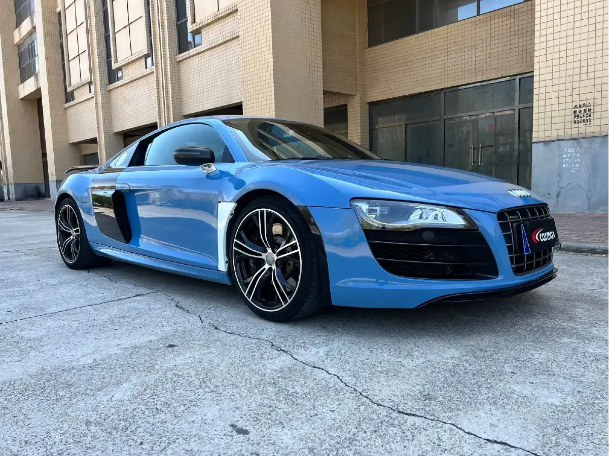2012 Audi R8 5.2L 525HP V10 6AMT