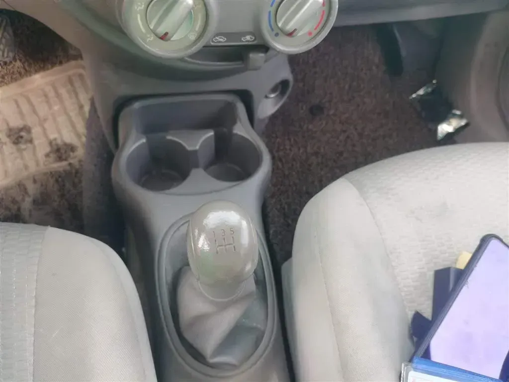 2010 Nissan March 1.5L 107HP L4 5MT,autocango,china used car exporter,china ev exporter,chinese used car exporter,chinese used ev exporter