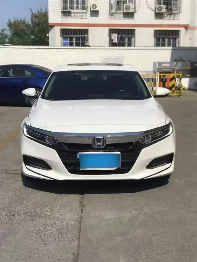 2018 Honda Accord 1.5T 194HP L4 CVT