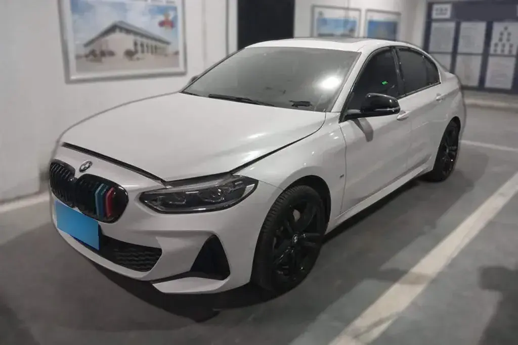 2021 BMW 1 Series 2.0T 192HP L4 7DCT