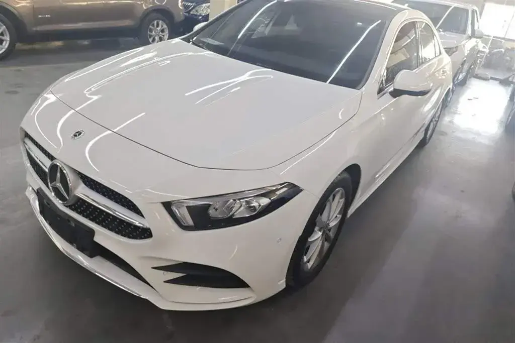 2021 Mercedes-Benz A Class 1.3T 163HP L4 7DCT