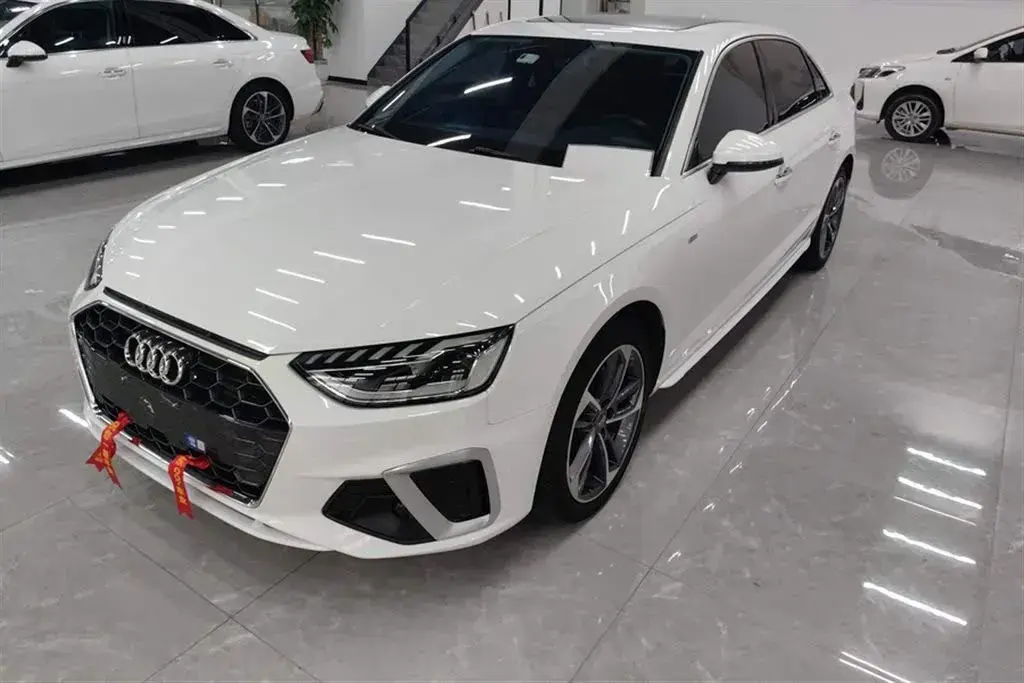 2020 Audi A4L 2.0T 150HP L4 7DCT