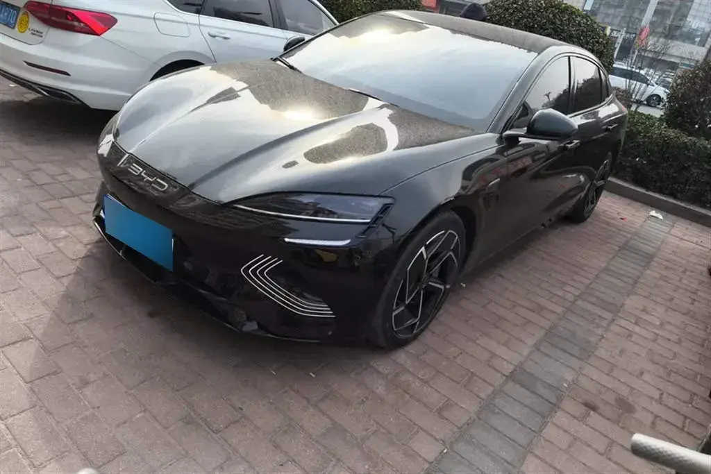 2023 BYD Seal BEV 82.5KWH