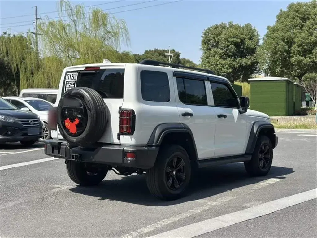 2023 Tank 300 2.0T 227HP L4 8AT,autocango,china used car exporter,china ev exporter,chinese used car exporter,chinese used ev exporter