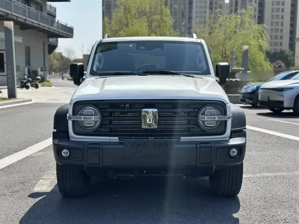 2023 Tank 300 2.0T 227HP L4 8AT,autocango,china used car exporter,china ev exporter,chinese used car exporter,chinese used ev exporter