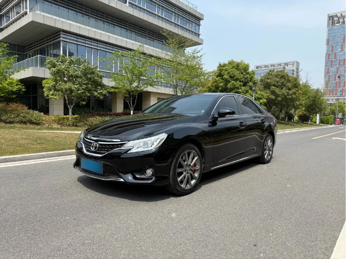 2013 Toyota Reiz 2.5L 193HP V6 6AT