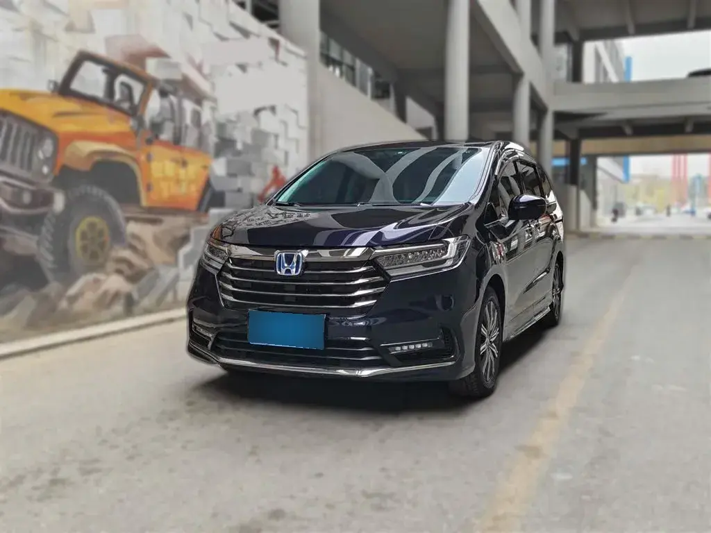 2022 Honda Odyssey 2.0L 146HP L4 E-CVT Hybrid
