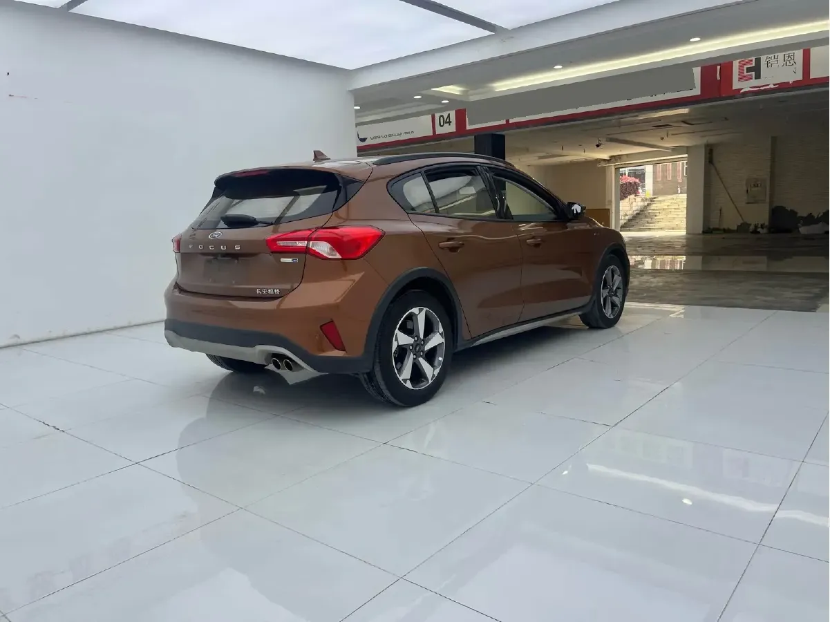 2020 Ford Focus Active 1.5T 174HP L3 8AT,autocango,china used car exporter,china ev exporter,chinese used car exporter,chinese used ev exporter