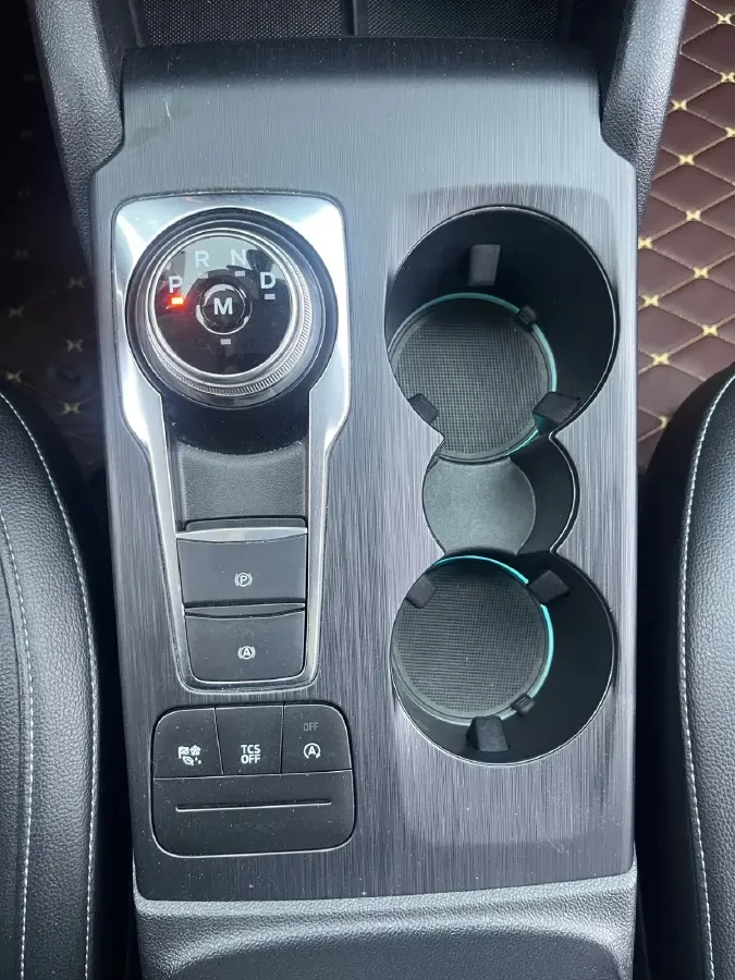 2020 Ford Focus Active 1.5T 174HP L3 8AT,autocango,china used car exporter,china ev exporter,chinese used car exporter,chinese used ev exporter