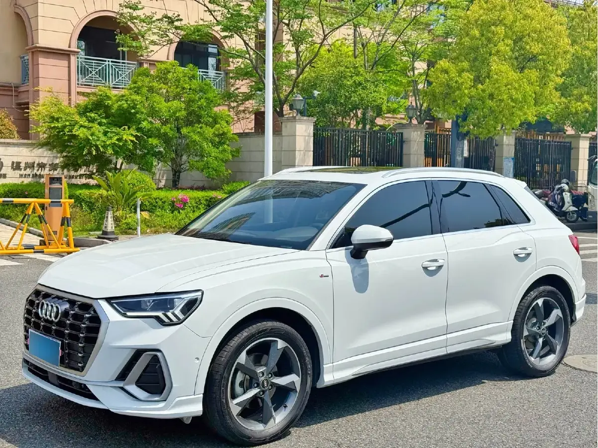 2022 Audi Q3 1.4T 150HP L4 7DCT