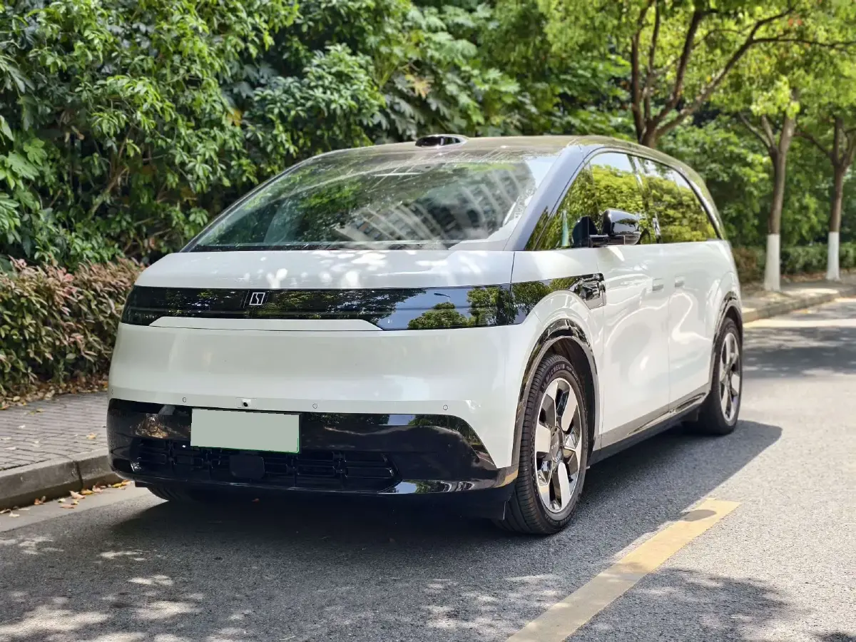 2025 Zeekr MIX BEV 102KWH