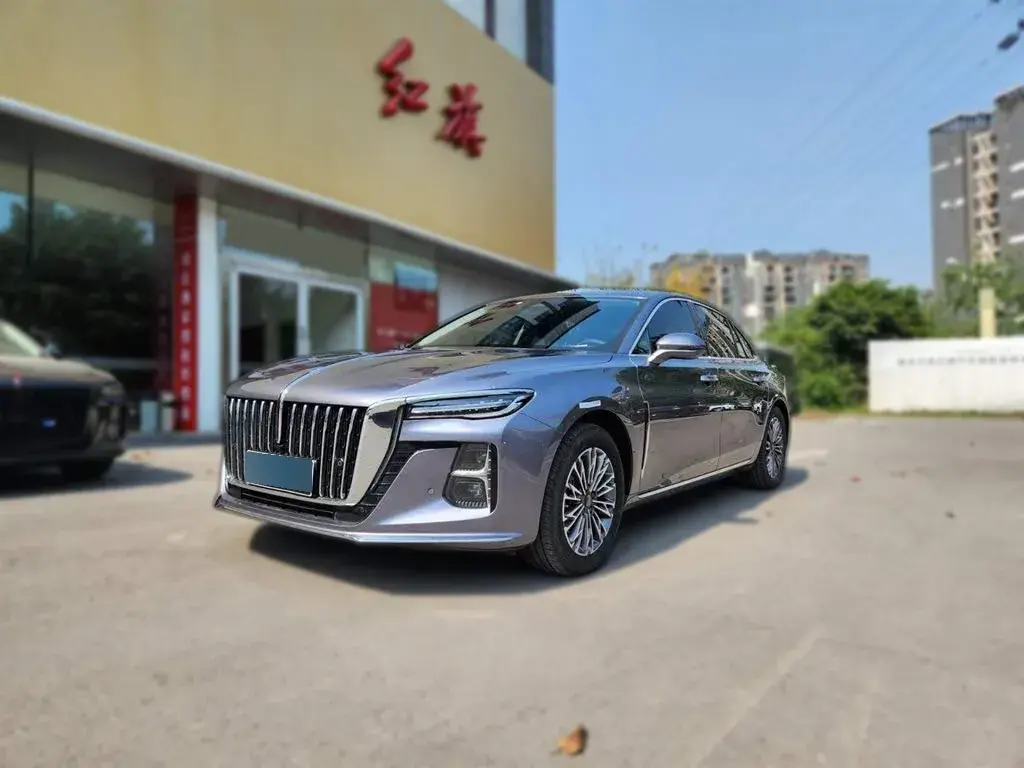 2023 HongQi H5 2.0T 224HP L4 8AT