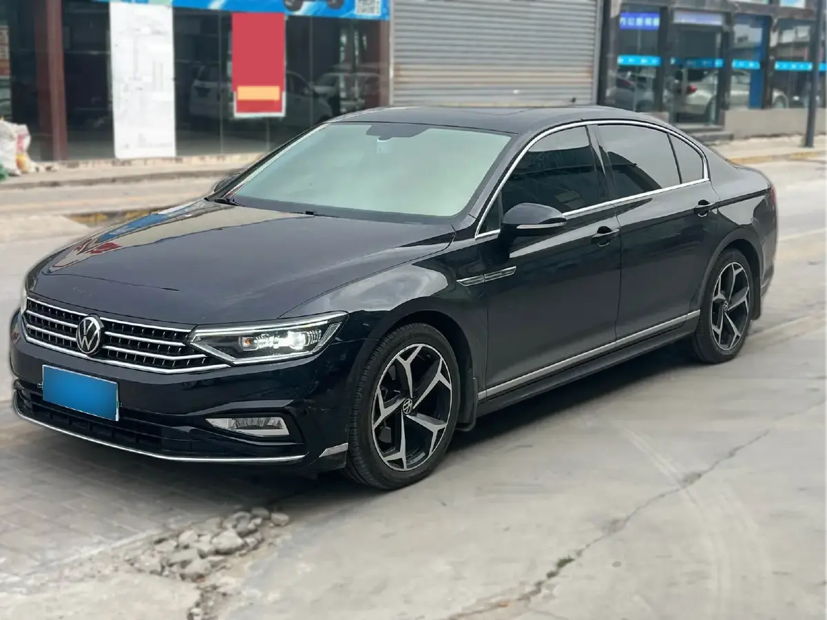 2023 Volkswagen Magotan 2.0T 186HP L4 7DCT
