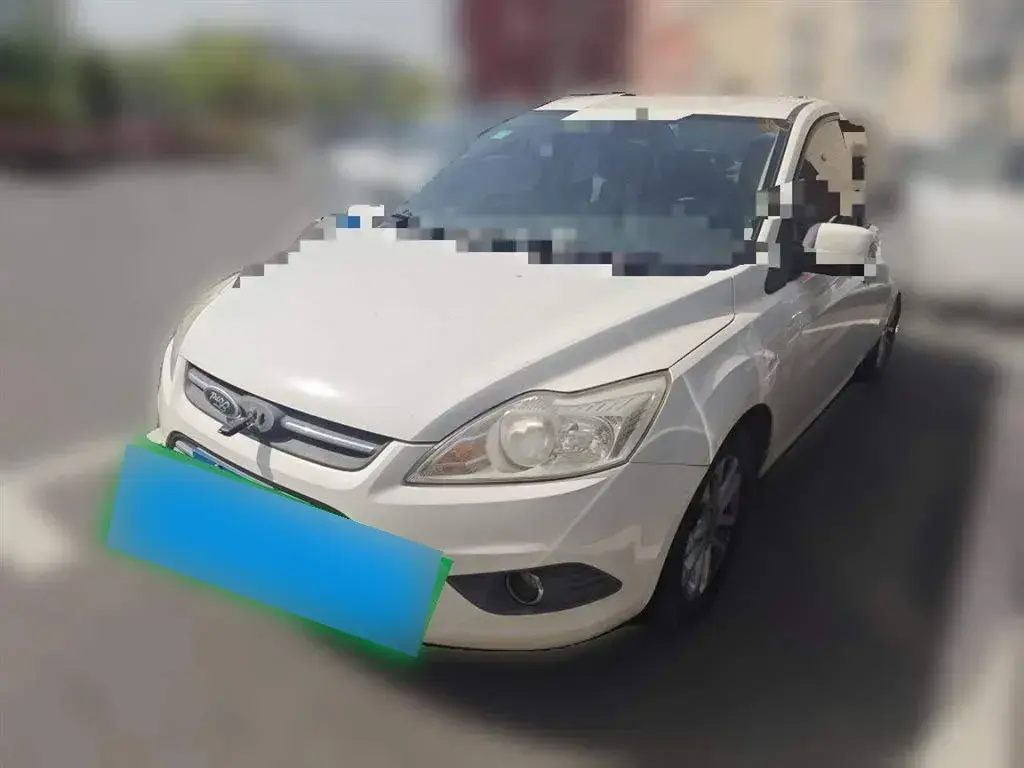 2013 Ford Focus 1.8L 124HP L4 4AT