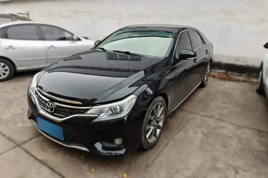 2013 Toyota Reiz 2.5L 193HP V6 6AT