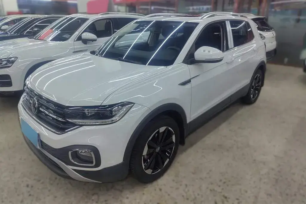 2021 Volkswagen Tacqua 1.5L 113HP L4 6AT