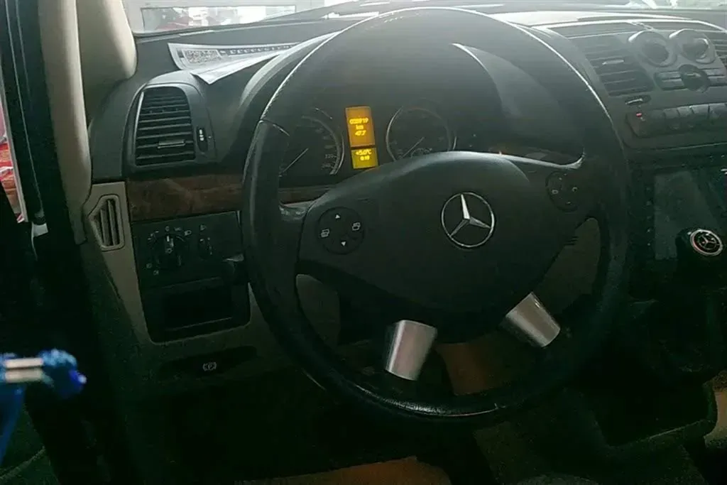 2013 Mercedes-Benz Viano 3.0L 224HP V6 5AT,autocango,china used car exporter,china ev exporter,chinese used car exporter,chinese used ev exporter