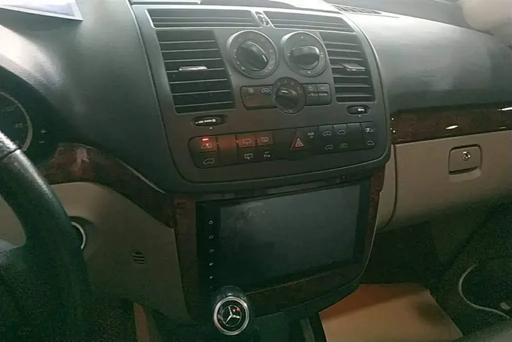 2013 Mercedes-Benz Viano 3.0L 224HP V6 5AT,autocango,china used car exporter,china ev exporter,chinese used car exporter,chinese used ev exporter