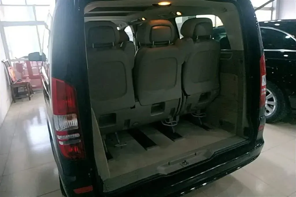 2013 Mercedes-Benz Viano 3.0L 224HP V6 5AT,autocango,china used car exporter,china ev exporter,chinese used car exporter,chinese used ev exporter