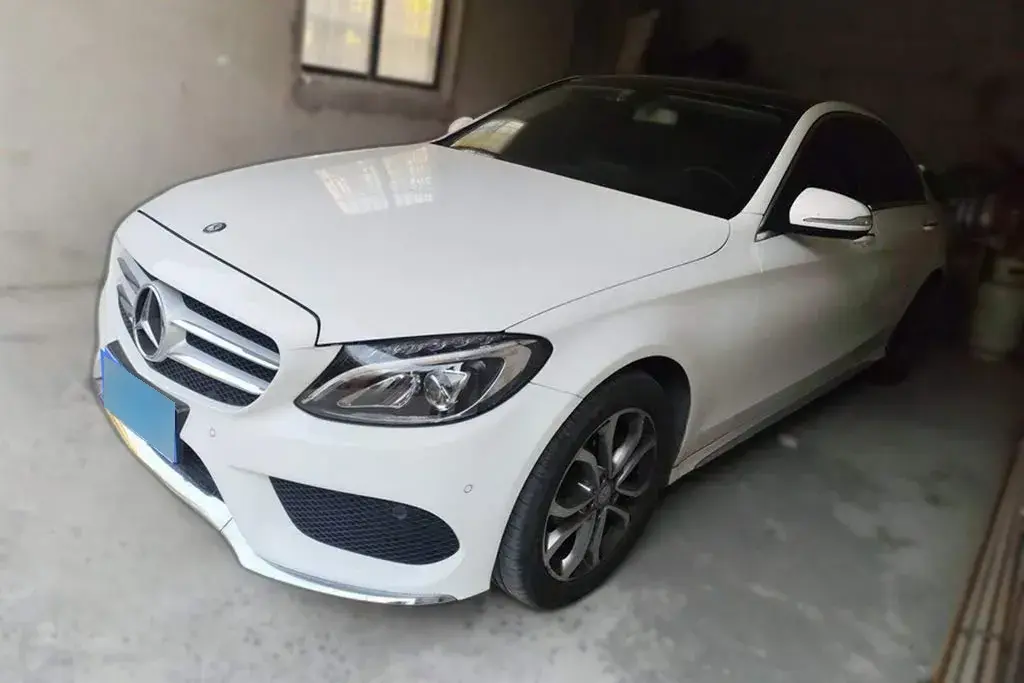 2015 Mercedes-Benz C Class 2.0T 184HP L4 7AT