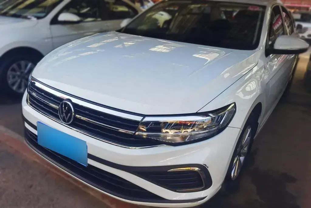 2023 Volkswagen Bora 1.5L 113HP L4 6AT