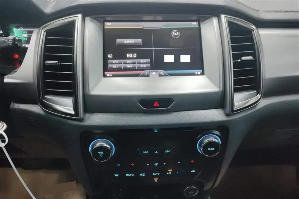 2016 Ford Everest 2.0T 245HP L4 6AT,autocango,china used car exporter,china ev exporter,chinese used car exporter,chinese used ev exporter