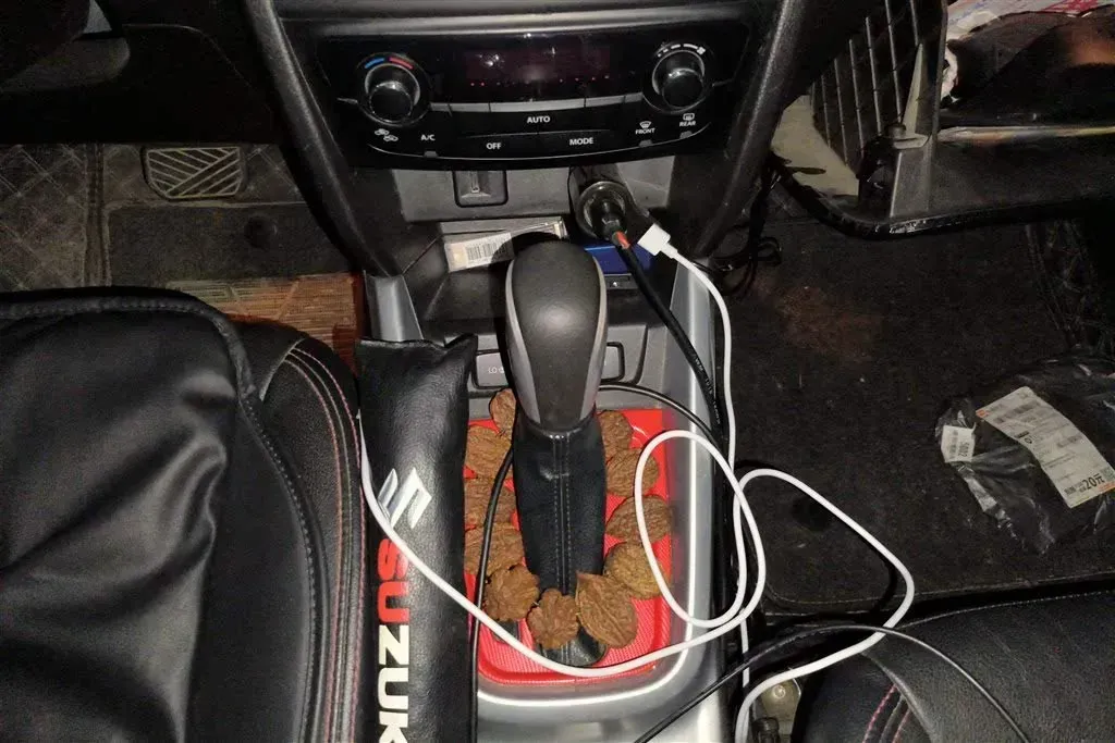 2016 Suzuki Vitara 1.4T 140HP L4 6AT,autocango,china used car exporter,china ev exporter,chinese used car exporter,chinese used ev exporter