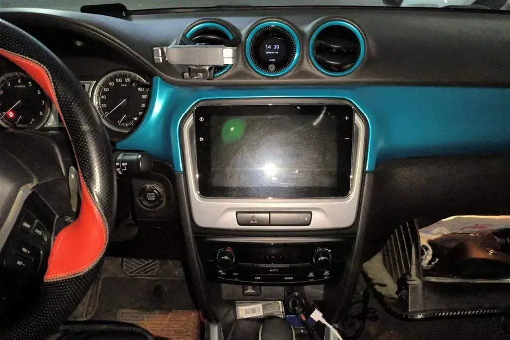 2016 Suzuki Vitara 1.4T 140HP L4 6AT,autocango,china used car exporter,china ev exporter,chinese used car exporter,chinese used ev exporter