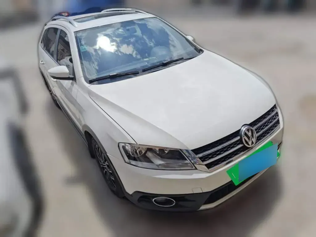 2014 Volkswagen Cross Lavida 1.4T 131HP L4 7DCT,autocango,china used car exporter,china ev exporter,chinese used car exporter,chinese used ev exporter