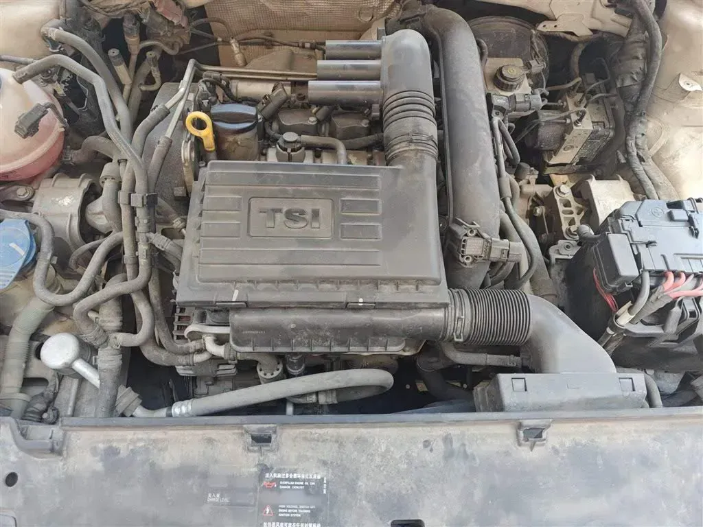 2014 Volkswagen Cross Lavida 1.4T 131HP L4 7DCT,autocango,china used car exporter,china ev exporter,chinese used car exporter,chinese used ev exporter