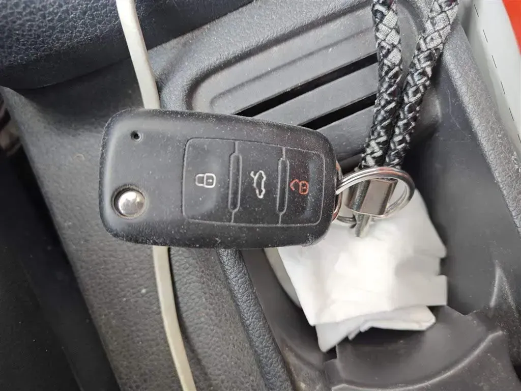 2014 Volkswagen Cross Lavida 1.4T 131HP L4 7DCT,autocango,china used car exporter,china ev exporter,chinese used car exporter,chinese used ev exporter