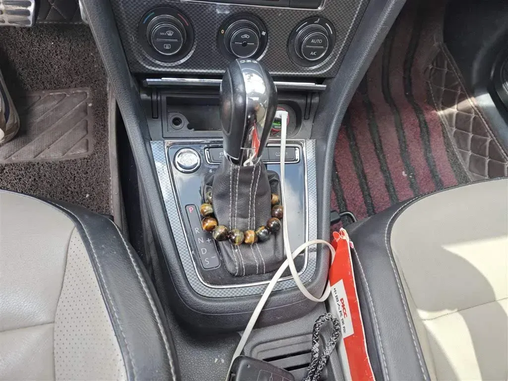 2014 Volkswagen Cross Lavida 1.4T 131HP L4 7DCT,autocango,china used car exporter,china ev exporter,chinese used car exporter,chinese used ev exporter