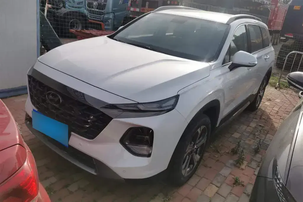 2023 Hyundai Santafe 2.0T 230HP L4 8AT