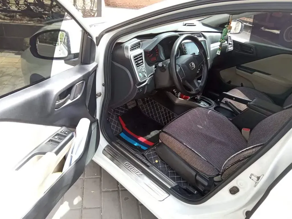 2016 Honda Greiz 1.5L 131HP L4 CVT,autocango,china used car exporter,china ev exporter,chinese used car exporter,chinese used ev exporter