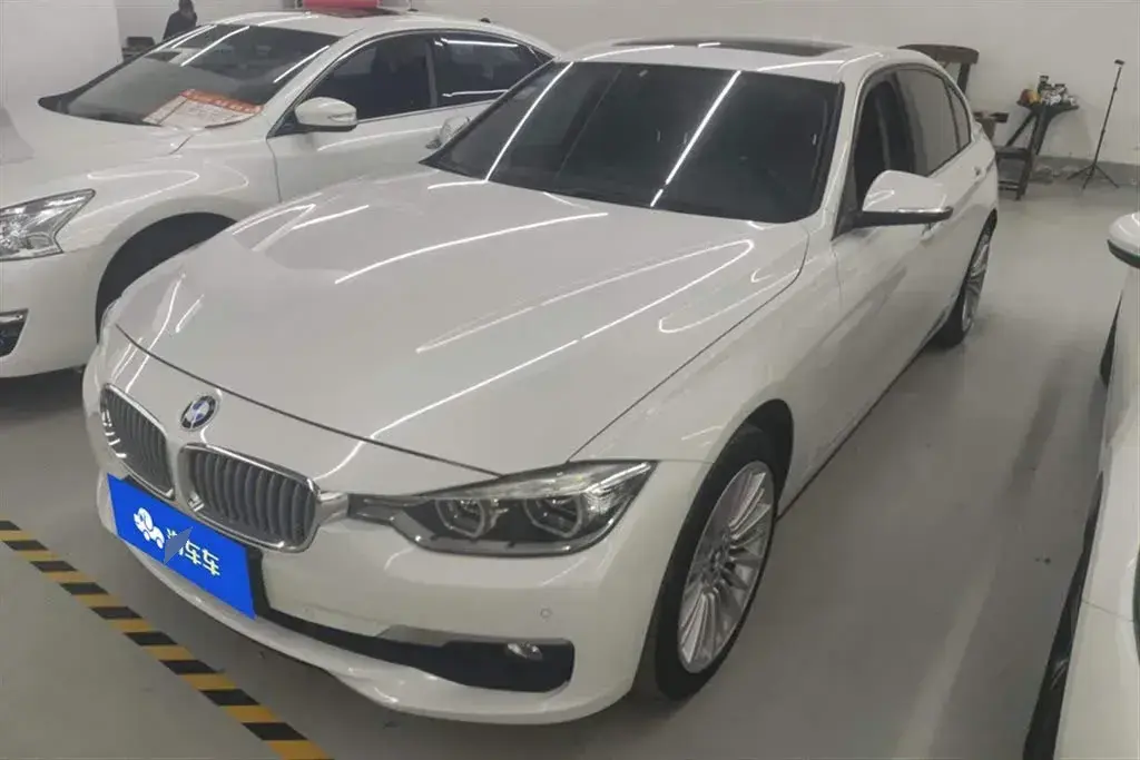 2018 BMW 3 Series 2.0T 184HP L4 8AT