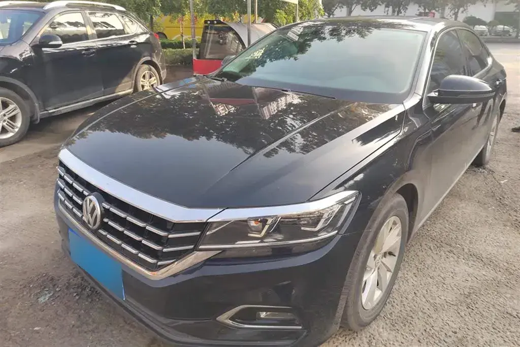 2019 Volkswagen Passat 1.4T 150HP L4 7DCT