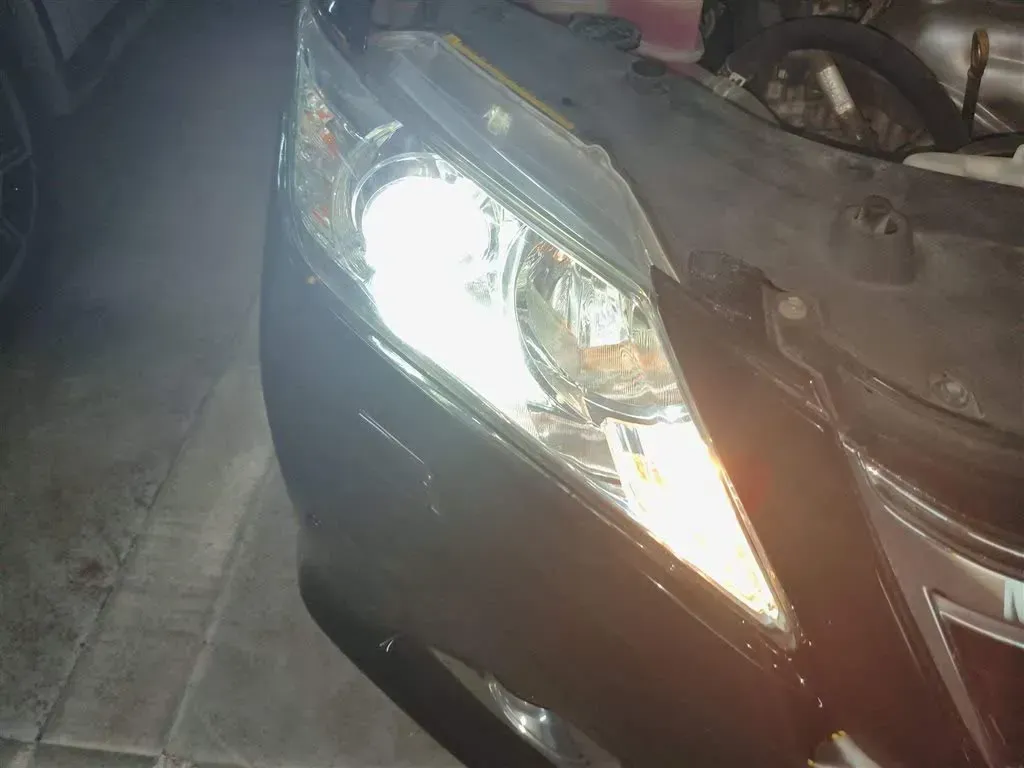 2012 Toyota Camry 2.5L 160HP L4 E-CVT Hybrid,autocango,china used car exporter,china ev exporter,chinese used car exporter,chinese used ev exporter