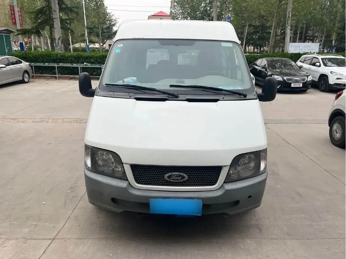 2013 Ford Classic Transit 2.8T 102HP L4 5MT,autocango,china used car exporter,china ev exporter,chinese used car exporter,chinese used ev exporter
